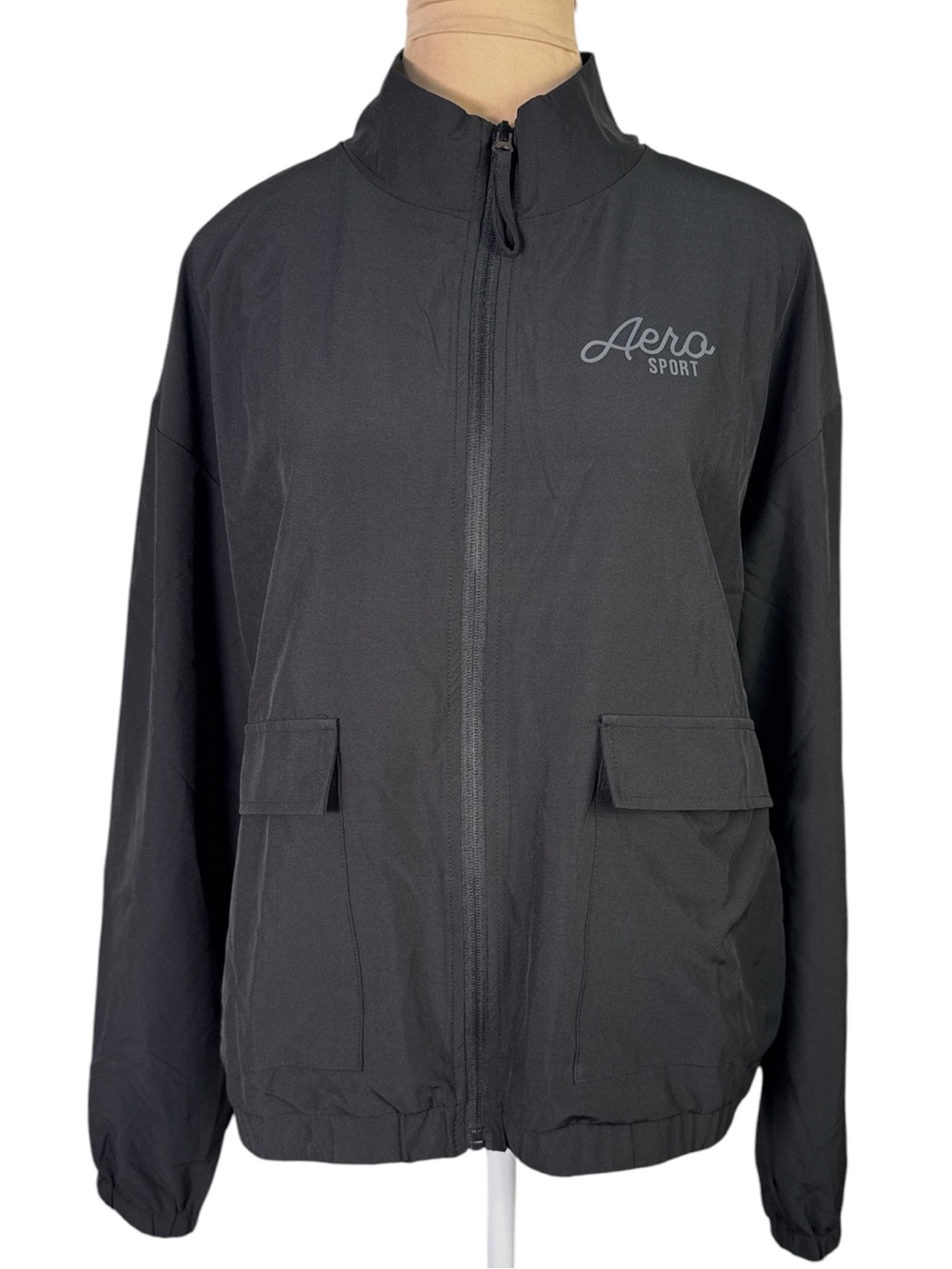 NWT Aeropostale Sport Windbreaker Jacket Black Full Zip Wind Resistant M